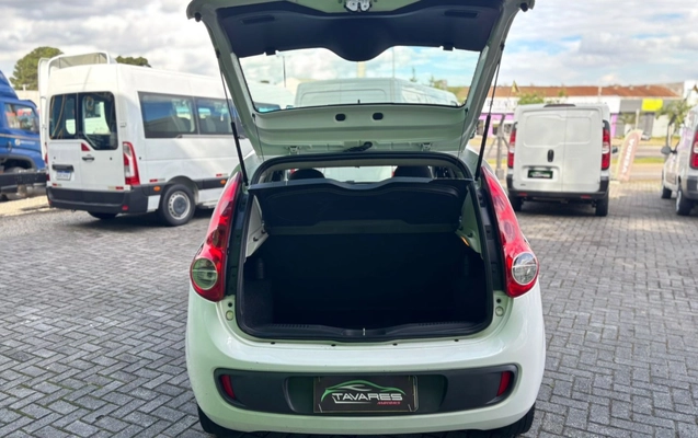 imagem-https://www.socarrao.com.br/sc-vehicle-images-prod/2851830/1784982948735-V2hhdHNBcHAgSW1hZ2UgMjAyNi0wNC0wMSBhdCAxNS4xOC4yMCAoMikuanBlZw.jpeg