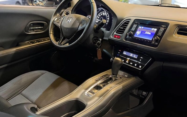 imagem-https://www.socarrao.com.br/sc-vehicle-images-prod/2851867/1787592490331-8249211_7_B_8b21cce48c.jpeg