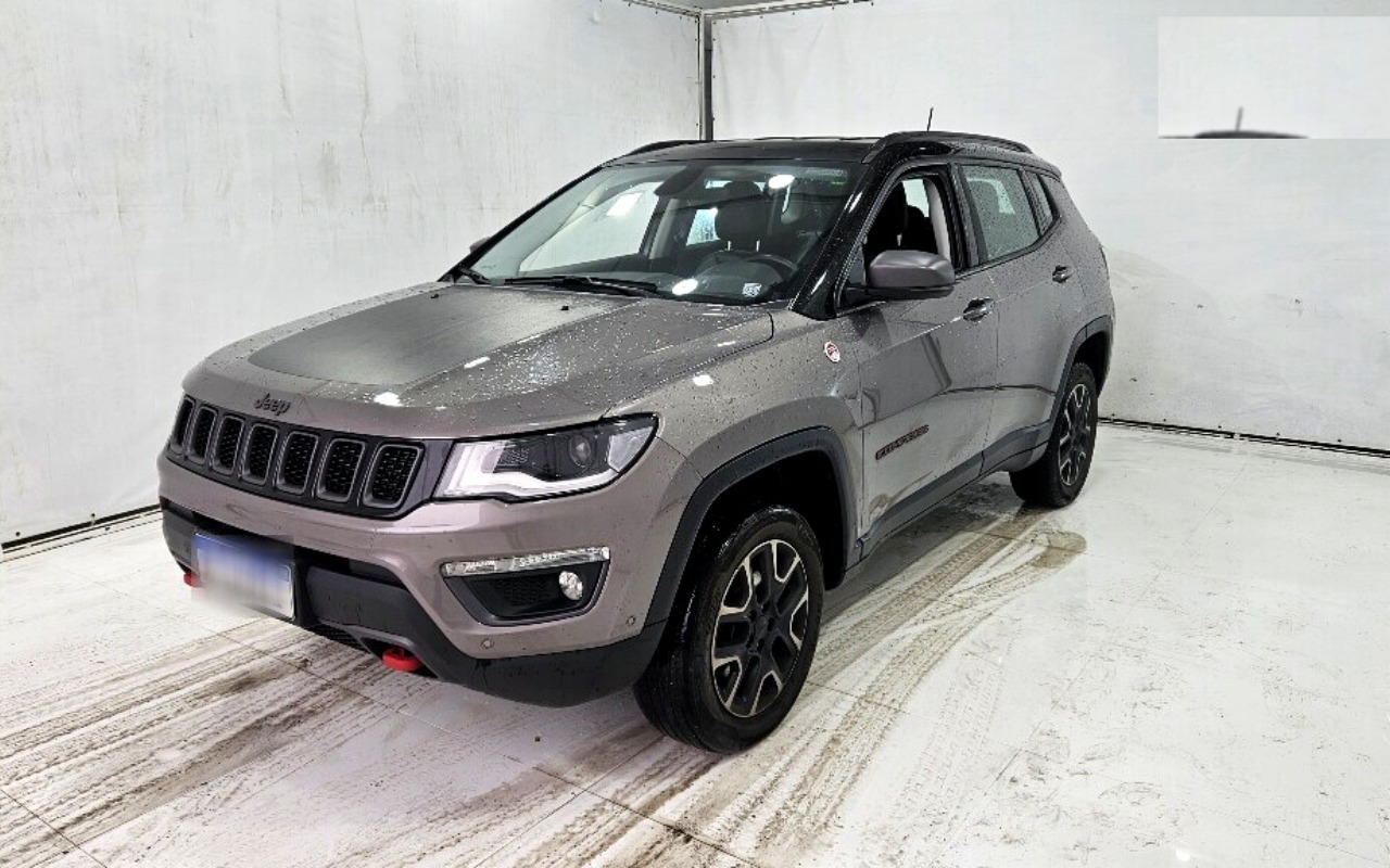 Jeep Compass 2021 Cinza — foto 1 de 3