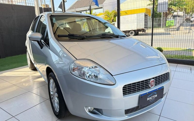 imagem-https://www.socarrao.com.br/sc-vehicle-images-prod/2851882/1789128788753-8314732_2_B_c76d58533d.jpeg