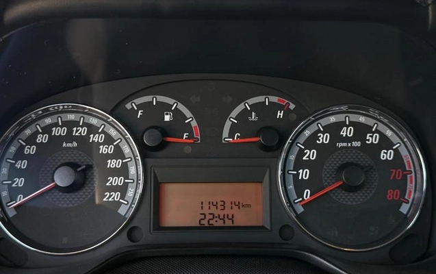 imagem-https://www.socarrao.com.br/sc-vehicle-images-prod/2851882/1789128788763-8314732_7_B_6a9d610806.jpeg