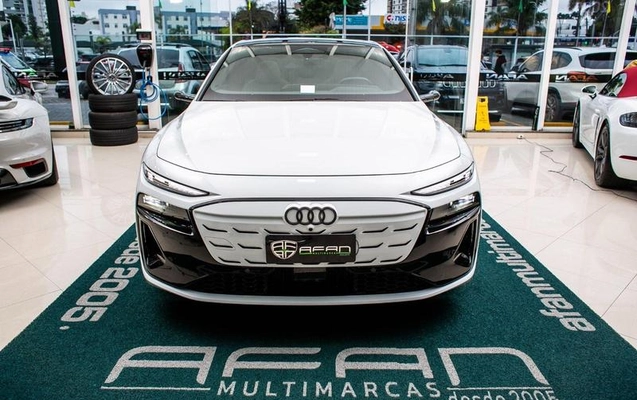 imagem-https://www.socarrao.com.br/sc-vehicle-images-prod/2851944/1786037456868-8314782_14_B_38eedd797a.jpeg