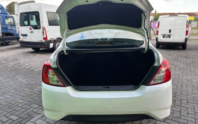 imagem-https://www.socarrao.com.br/sc-vehicle-images-prod/2852001/1784986855792-V2hhdHNBcHAgSW1hZ2UgMjAyNi0wNC0wMiBhdCAxMC4yMy4xNy5qcGVn.jpeg