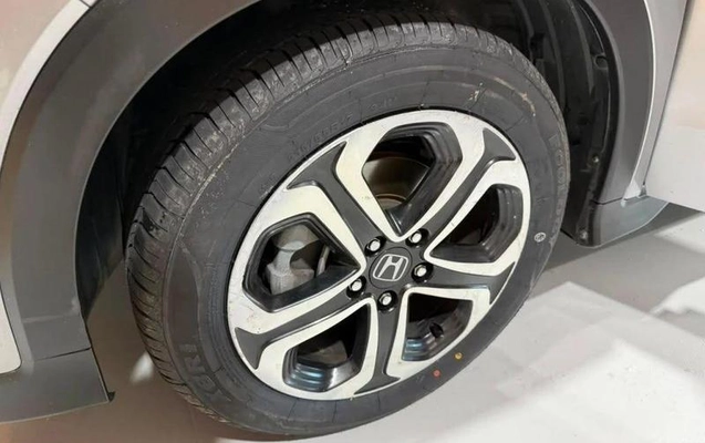 imagem-https://www.socarrao.com.br/sc-vehicle-images-prod/2852011/1787604772096-8314959_4_B_e7d543532f.jpeg