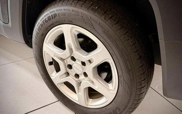 imagem-https://www.socarrao.com.br/sc-vehicle-images-prod/2852021/1789472684912-8314968_6_B_635cb1b0c0.jpeg