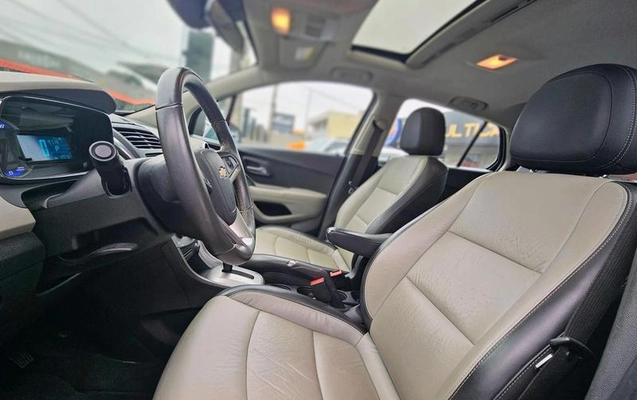 imagem-https://www.socarrao.com.br/sc-vehicle-images-prod/2852042/1789647426248-8294759_1_B_5b1f80a7c7.jpeg