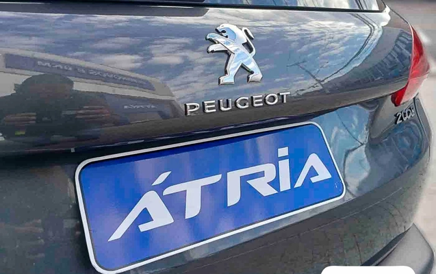 imagem-https://www.socarrao.com.br/sc-vehicle-images-prod/2852074/1784989050372-a641995f-2ccd-4877-ae8f-097d9151ceba.jpg