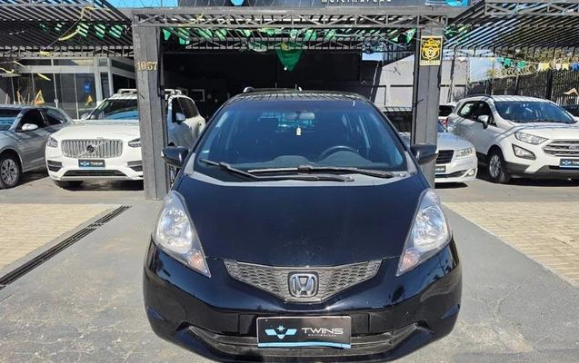 imagem-https://www.socarrao.com.br/sc-vehicle-images-prod/2852076/1784989075369-8289566_8_B_1a2a2689c6.jpeg