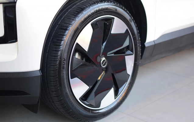 imagem-https://www.socarrao.com.br/sc-vehicle-images-prod/2852086/1789403426561-vehicle_image_1785269683_e695c0d3f58a8d13d272d846e1e9b738.jpeg