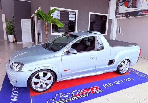 Chevrolet Montana 2008 Prata — foto 1 de 3
