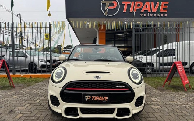 imagem-https://www.socarrao.com.br/sc-vehicle-images-prod/2852153/1789502648677-8070173_2_B_57b237b074.jpeg