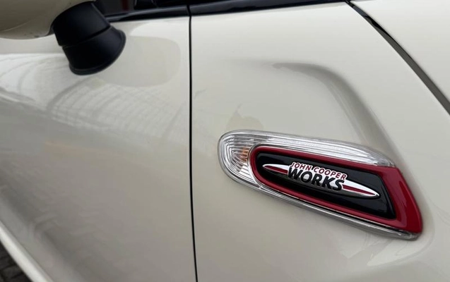 imagem-https://www.socarrao.com.br/sc-vehicle-images-prod/2852153/1789502648691-8070173_8_B_7dec143d6a.jpeg