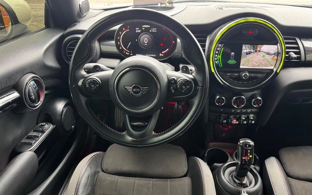 imagem-https://www.socarrao.com.br/sc-vehicle-images-prod/2852153/1789502648704-8070173_15_B_2db3171a1d.jpeg