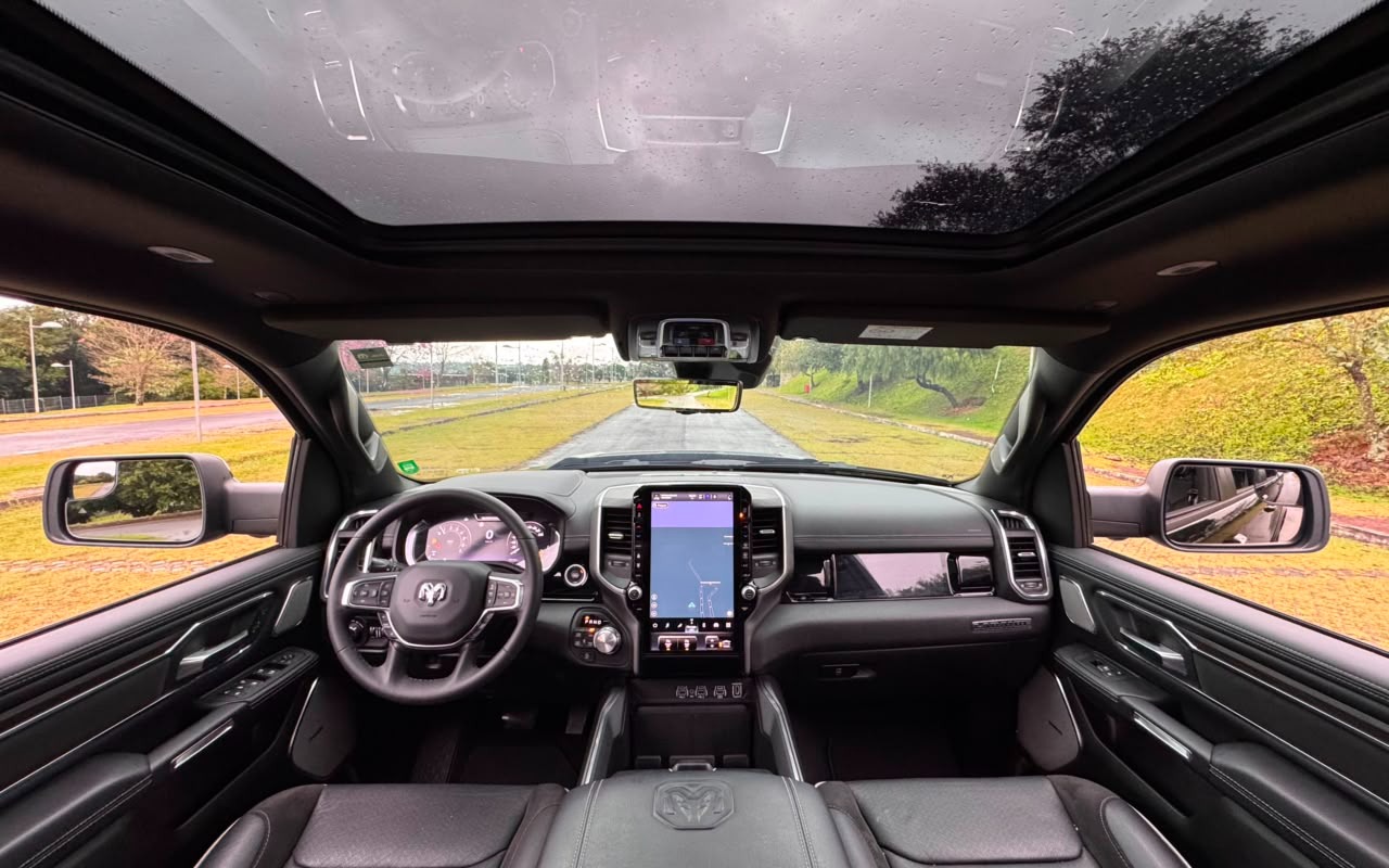 imagem-https://www.socarrao.com.br/sc-vehicle-images-prod/2852187/1784991777028-V2hhdHNBcHAgSW1hZ2UgMjAyNi0wNy0yNSBhdCAxMS41NS4zNCAoMikuanBlZw.jpeg