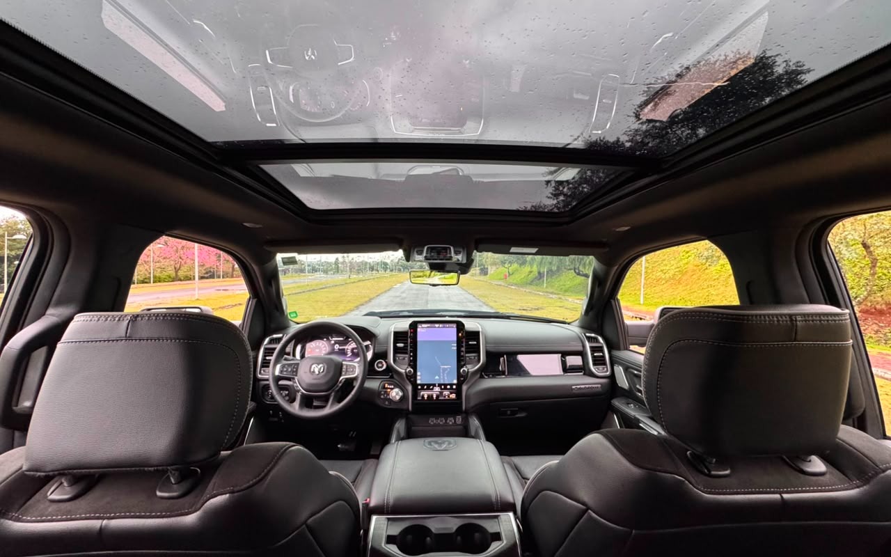 imagem-https://www.socarrao.com.br/sc-vehicle-images-prod/2852187/1784991777072-V2hhdHNBcHAgSW1hZ2UgMjAyNi0wNy0yNSBhdCAxMS41NS4zNS5qcGVn.jpeg