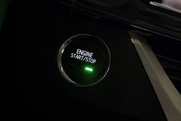 imagem-https://www.socarrao.com.br/sc-vehicle-images-prod/2852208/1790965997505-7803083_1_B_006183ed19.jpeg