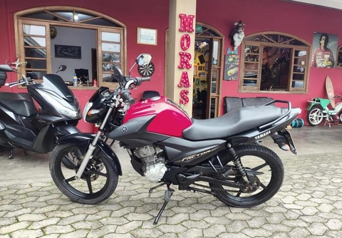 Yamaha YBR 125i FACTOR ED/FLEX 2023 Vermelho — foto 1 de 3