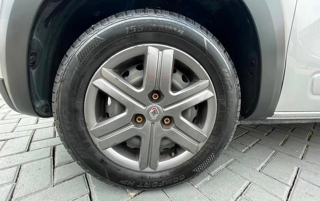 imagem-https://www.socarrao.com.br/sc-vehicle-images-prod/2852261/1789585917297-8188244_18_B_d230d57782.jpeg