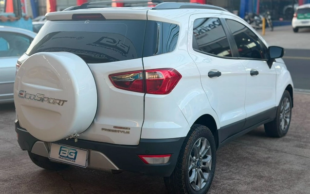 imagem-https://www.socarrao.com.br/sc-vehicle-images-prod/2852271/1789147080285-gb-5f12394.jpeg