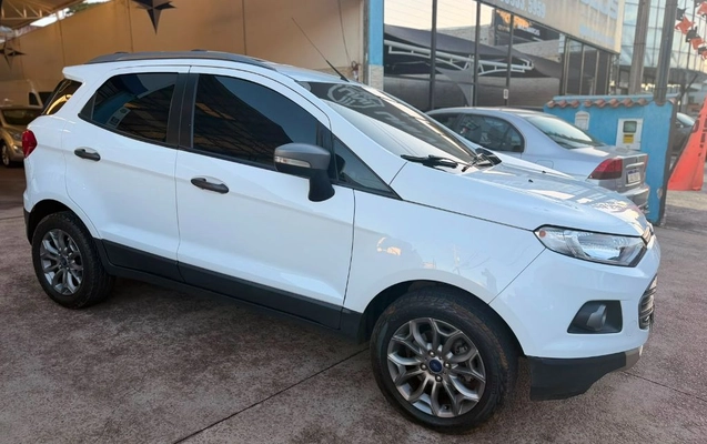 imagem-https://www.socarrao.com.br/sc-vehicle-images-prod/2852271/1789147080290-gb-ef31601.jpeg
