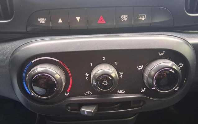 imagem-https://www.socarrao.com.br/sc-vehicle-images-prod/2852365/1788983030848-8315139_14_B_17294fe5a8.jpeg