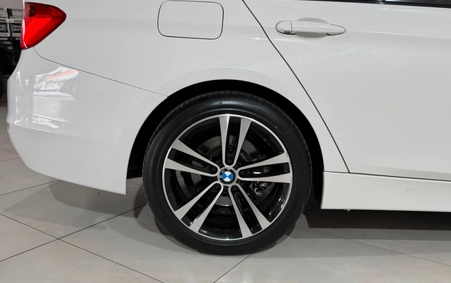 imagem-https://www.socarrao.com.br/sc-vehicle-images-prod/2852385/1784998070477-58b1e1a9a5bf49778eb18ddd0aa49280_1784902463704.jpg