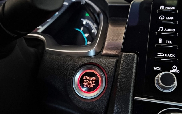 imagem-https://www.socarrao.com.br/sc-vehicle-images-prod/2852400/1789043262242-6ZytXaWNlA3BZB8uJ76J9svk3KnuhChW.jpg
