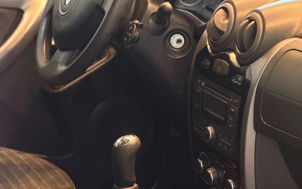 imagem-https://www.socarrao.com.br/sc-vehicle-images-prod/2852552/1785003784958-V2hhdHNBcHAgSW1hZ2UgMjAyNi0wNy0yNCBhdCAxMS4yMS4yNC5qcGVn.jpeg
