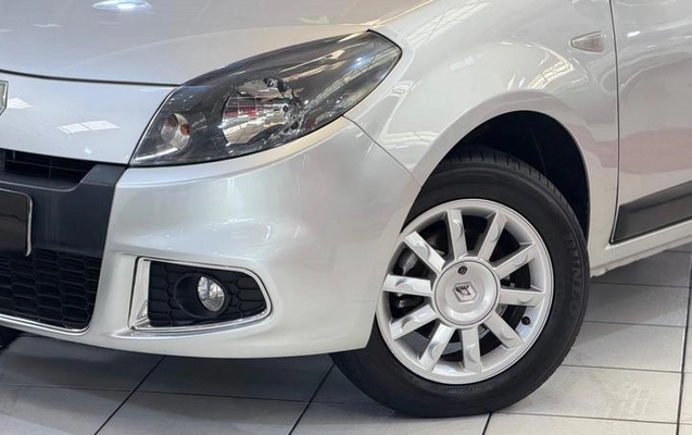 imagem-https://www.socarrao.com.br/sc-vehicle-images-prod/2852592/1789587869451-8315799_2_B_0857c23156.jpeg