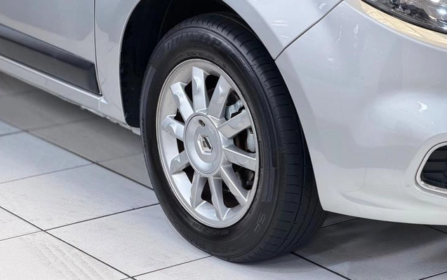 imagem-https://www.socarrao.com.br/sc-vehicle-images-prod/2852592/1789587869470-8315799_8_B_724b4d7c44.jpeg