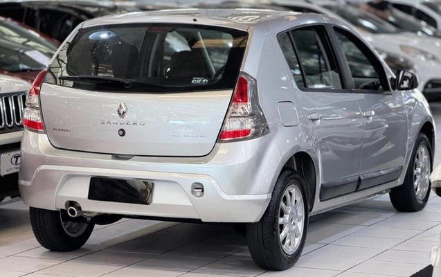 imagem-https://www.socarrao.com.br/sc-vehicle-images-prod/2852592/1789587869472-8315799_9_B_95b9a7c74f.jpeg