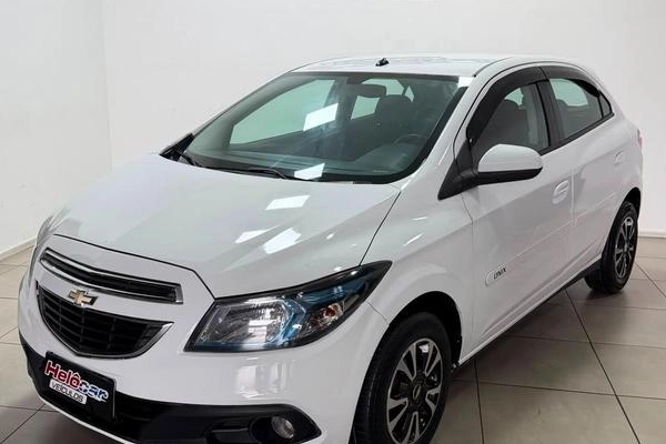 imagem-https://www.socarrao.com.br/sc-vehicle-images-prod/2852606/1789415626712-8181489_0_B_63f3edb1a1.jpeg