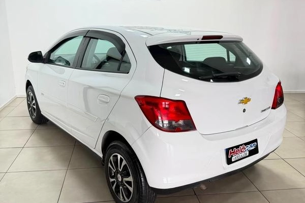 imagem-https://www.socarrao.com.br/sc-vehicle-images-prod/2852606/1789415626713-8181489_3_B_2b49cfea53.jpeg