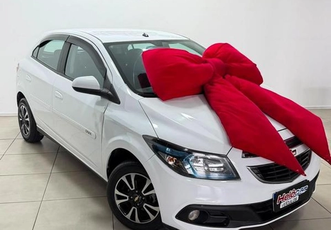 Chevrolet Onix 2014 Branco — foto 1 de 3