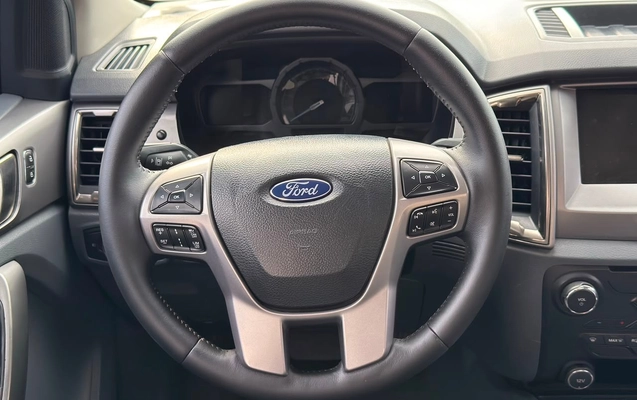 imagem-https://www.socarrao.com.br/sc-vehicle-images-prod/2852637/1785007193234-964ce4da-cca8-4d72-9836-348d439f71c2.jpg