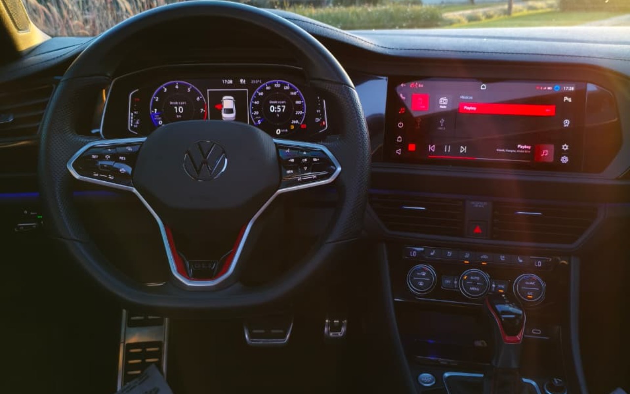 imagem-https://www.socarrao.com.br/sc-vehicle-images-prod/2852911/1785345159635-V2hhdHNBcHAgSW1hZ2UgMjAyNi0wNy0yOCBhdCAxOS41Ny41NSAoMSkuanBlZw.jpeg