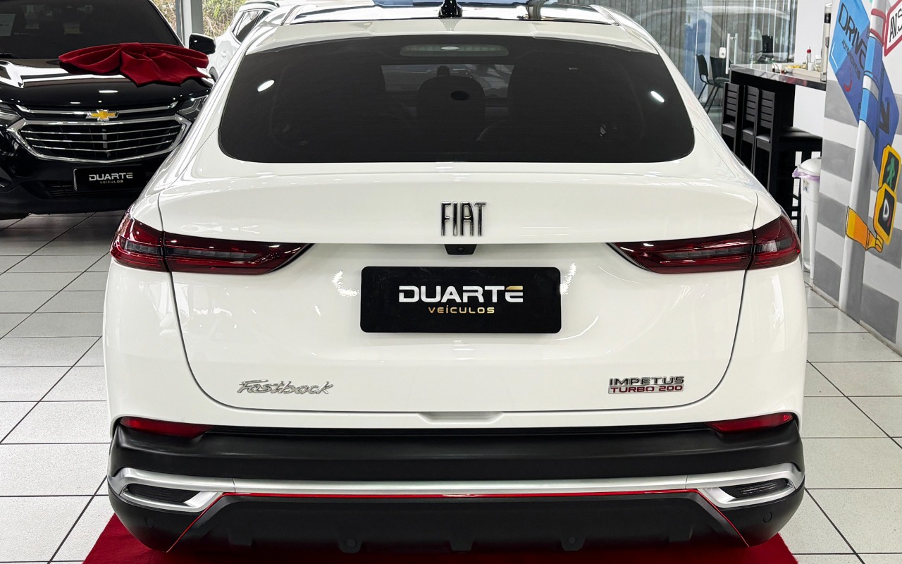 imagem-https://www.socarrao.com.br/sc-vehicle-images-prod/2860552/1785070971906-MDA2LmpwZw.jpg