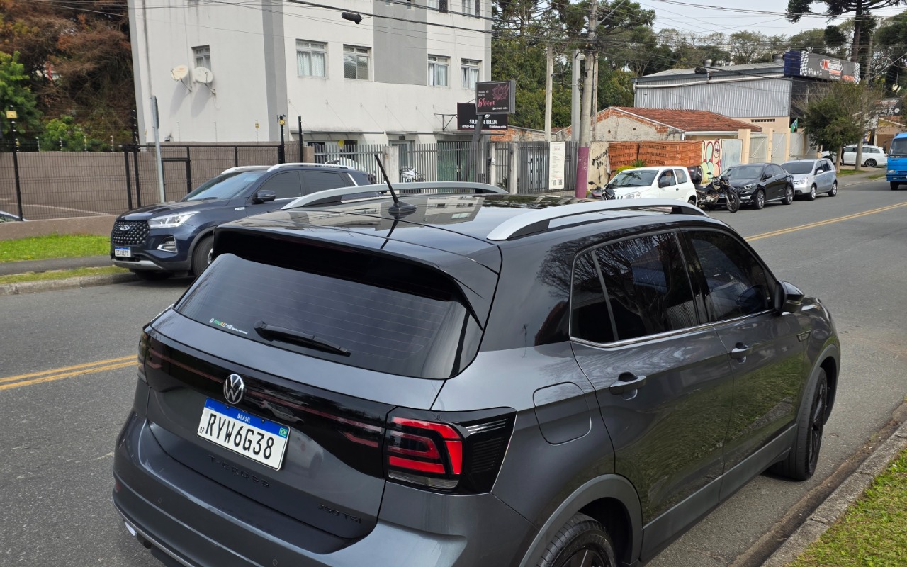 imagem-https://www.socarrao.com.br/sc-vehicle-images-prod/2860559/1785073161764-MjAyNjA2MTlfMTMzOTI0LmpwZw.jpg