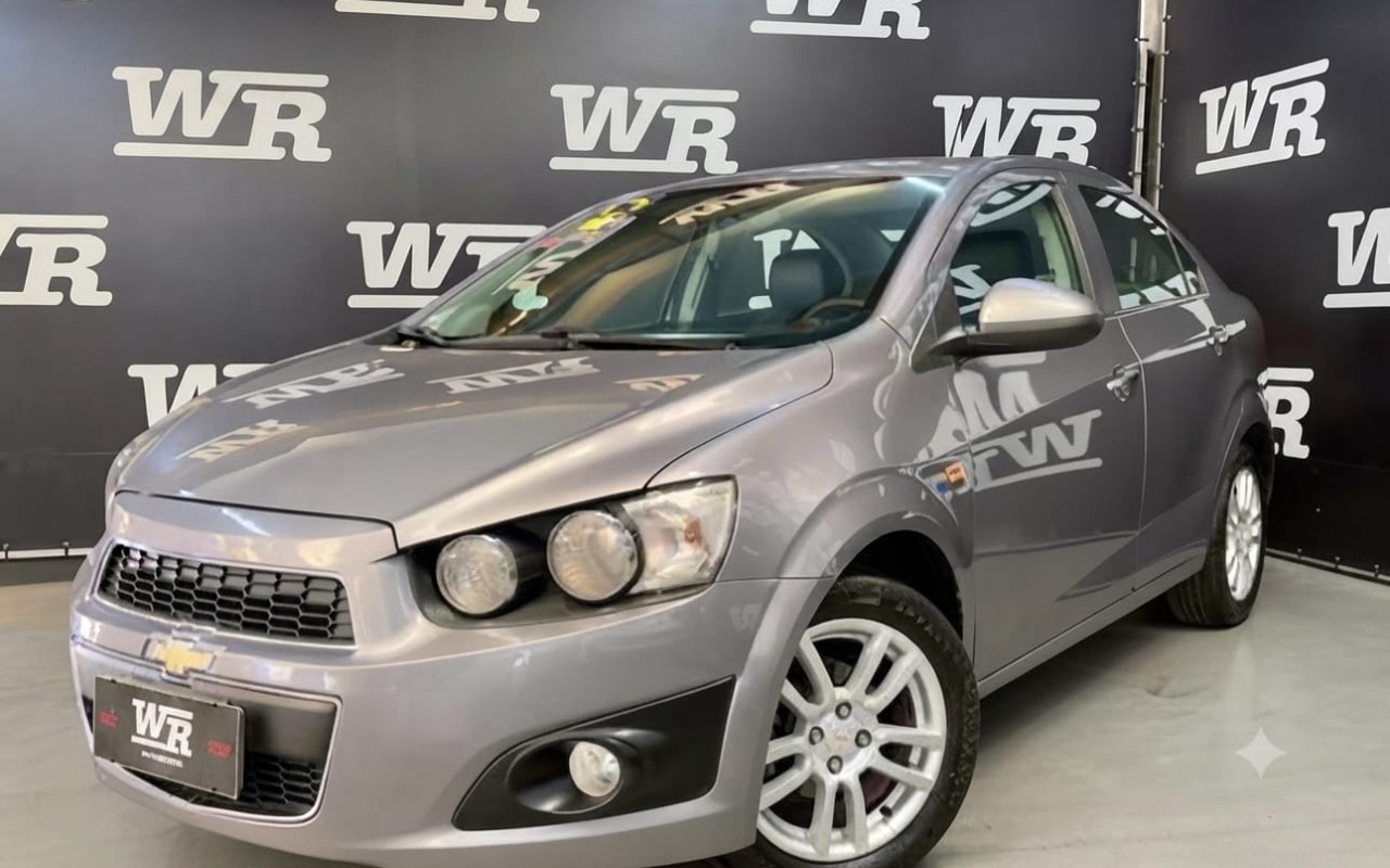 Chevrolet Sonic 2012 Cinza — foto 1 de 3