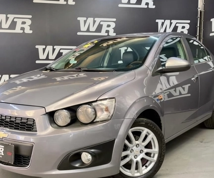 Chevrolet Sonic 2012 Cinza — foto 1 de 3
