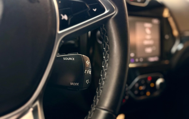imagem-https://www.socarrao.com.br/sc-vehicle-images-prod/2860650/1789414121043-38523fde0cc54f5e9123d27d09e917b7_1784990187988.jpg