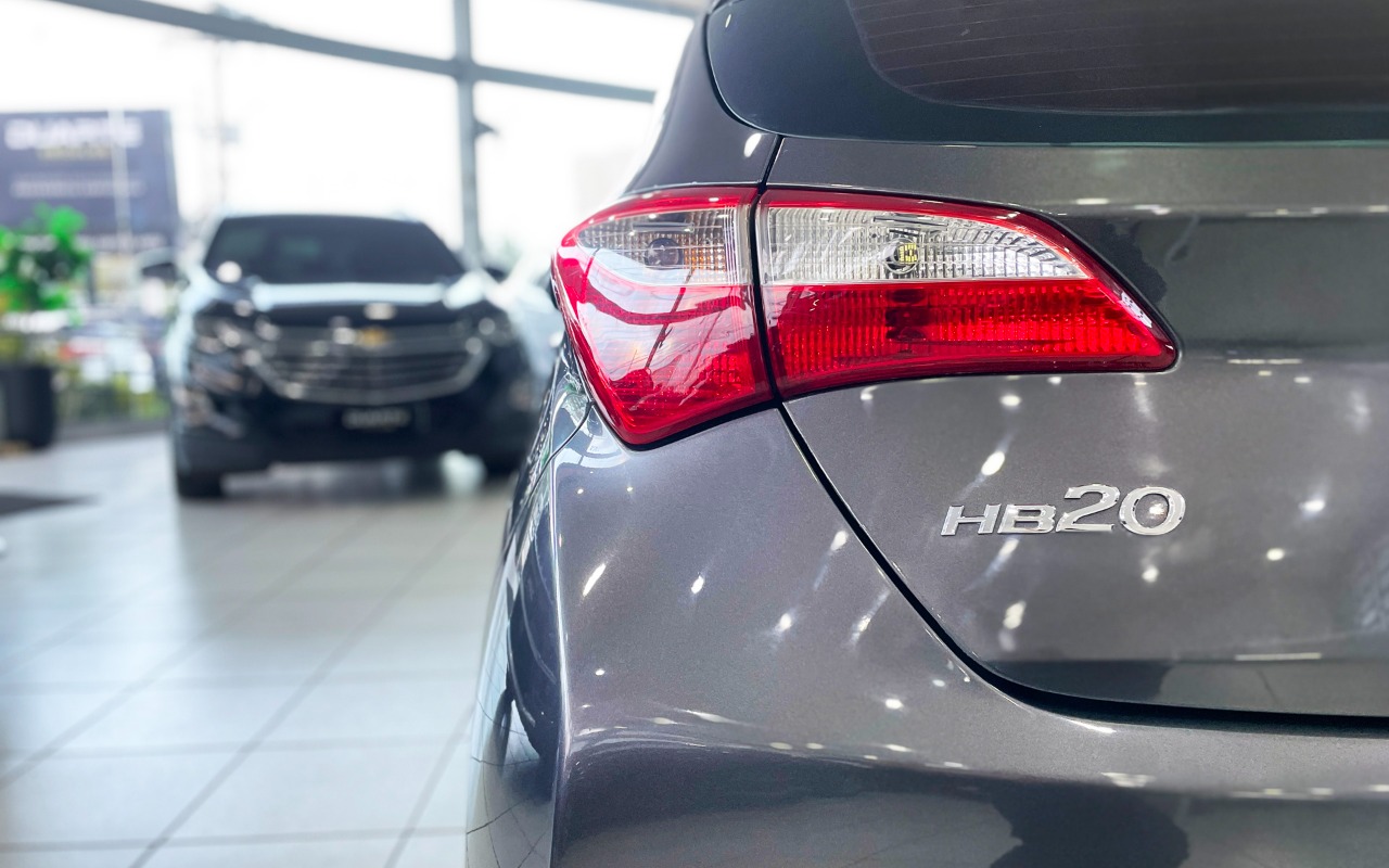 imagem-https://www.socarrao.com.br/sc-vehicle-images-prod/2860653/1785117423076-MDA3LmpwZw.jpg