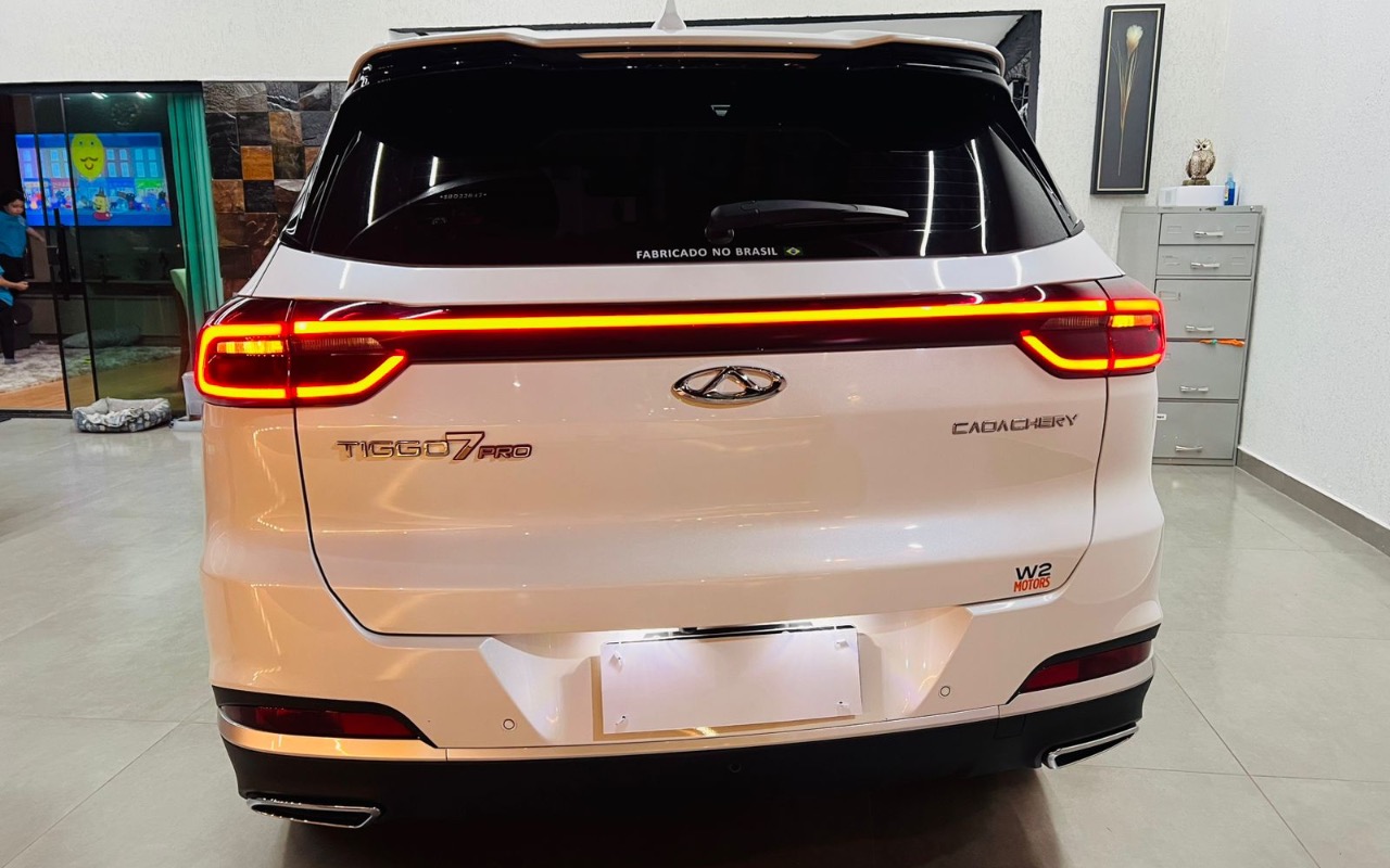 imagem-https://www.socarrao.com.br/sc-vehicle-images-prod/2860655/1785118204219-NTU1N2MxZDEtYjYyYS00NzIyLWI1OGQtNWIwYzc4MGYzNzdhLmpwZWc.jpeg