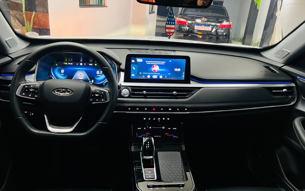imagem-https://www.socarrao.com.br/sc-vehicle-images-prod/2860655/1785118205974-ZTcyMzdhOWUtZWVjMy00ZDBiLTg0NmQtZWUzNTE2NzdiZDU1LmpwZWc.jpeg