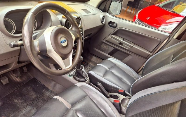 imagem-https://www.socarrao.com.br/sc-vehicle-images-prod/2868332/1785156027552-7746796_0_B_4edbffa8c6.jpeg