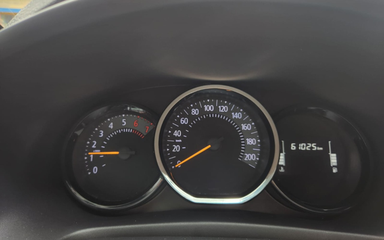 imagem-https://www.socarrao.com.br/sc-vehicle-images-prod/2869167/1785159818875-V2hhdHNBcHAgSW1hZ2UgMjAyNi0wNy0yNyBhdCAxMC4xMy4zNSAoMSkuanBlZw.jpeg