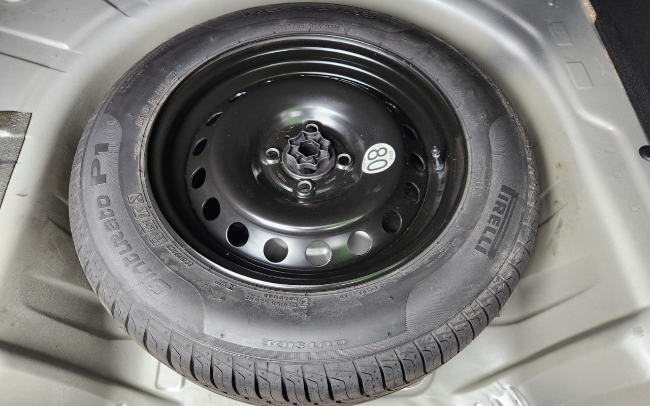 imagem-https://www.socarrao.com.br/sc-vehicle-images-prod/2869167/1785159820016-V2hhdHNBcHAgSW1hZ2UgMjAyNi0wNy0yNyBhdCAxMC4xMy4zOCAoNCkuanBlZw.jpeg
