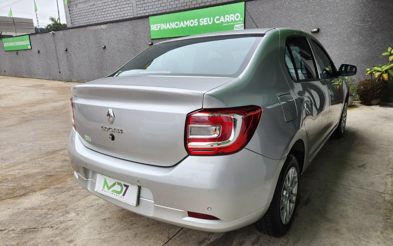 imagem-https://www.socarrao.com.br/sc-vehicle-images-prod/2869167/1785159820517-V2hhdHNBcHAgSW1hZ2UgMjAyNi0wNy0yNyBhdCAxMC4xMy4zOSAoMSkuanBlZw.jpeg
