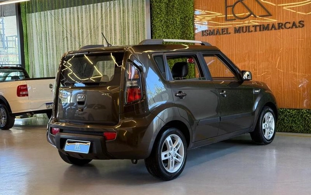 imagem-https://www.socarrao.com.br/sc-vehicle-images-prod/2869485/1789592902191-8315855_7_B_8130a75f9c.jpeg