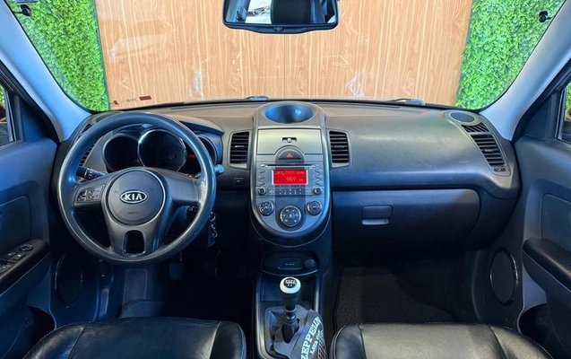 imagem-https://www.socarrao.com.br/sc-vehicle-images-prod/2869485/1789592902203-8315855_5_B_52540577e5.jpeg